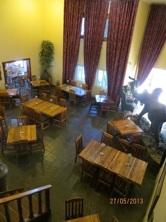 Ivory Tusk Lodge Тзанеен Экстерьер фото